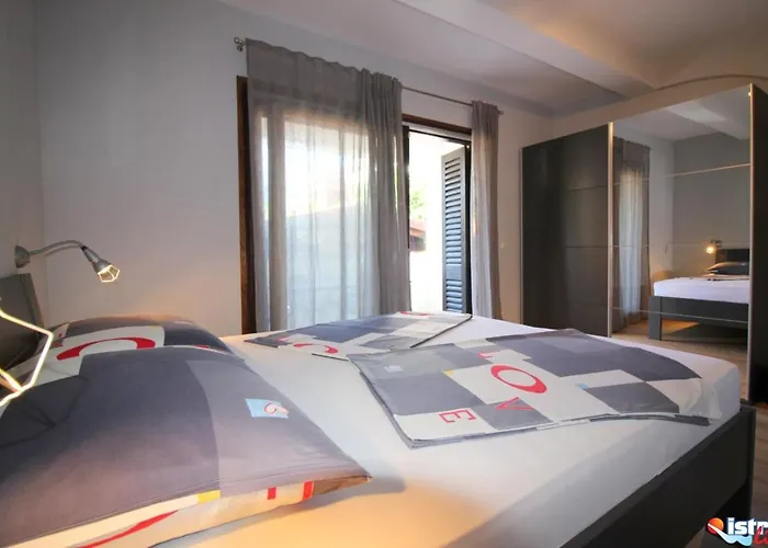 アパート Dr. Igda ポレッチ